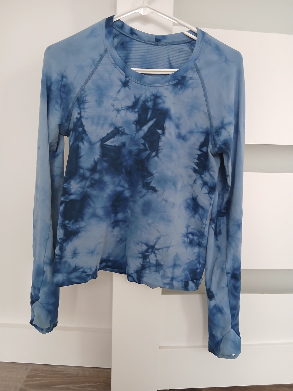 lululemon athletica Blue Tie-Dye Long Sleeve Crew
